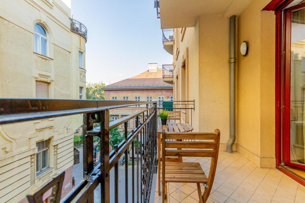Kiraly Str. Corner Downtown Apartamento *