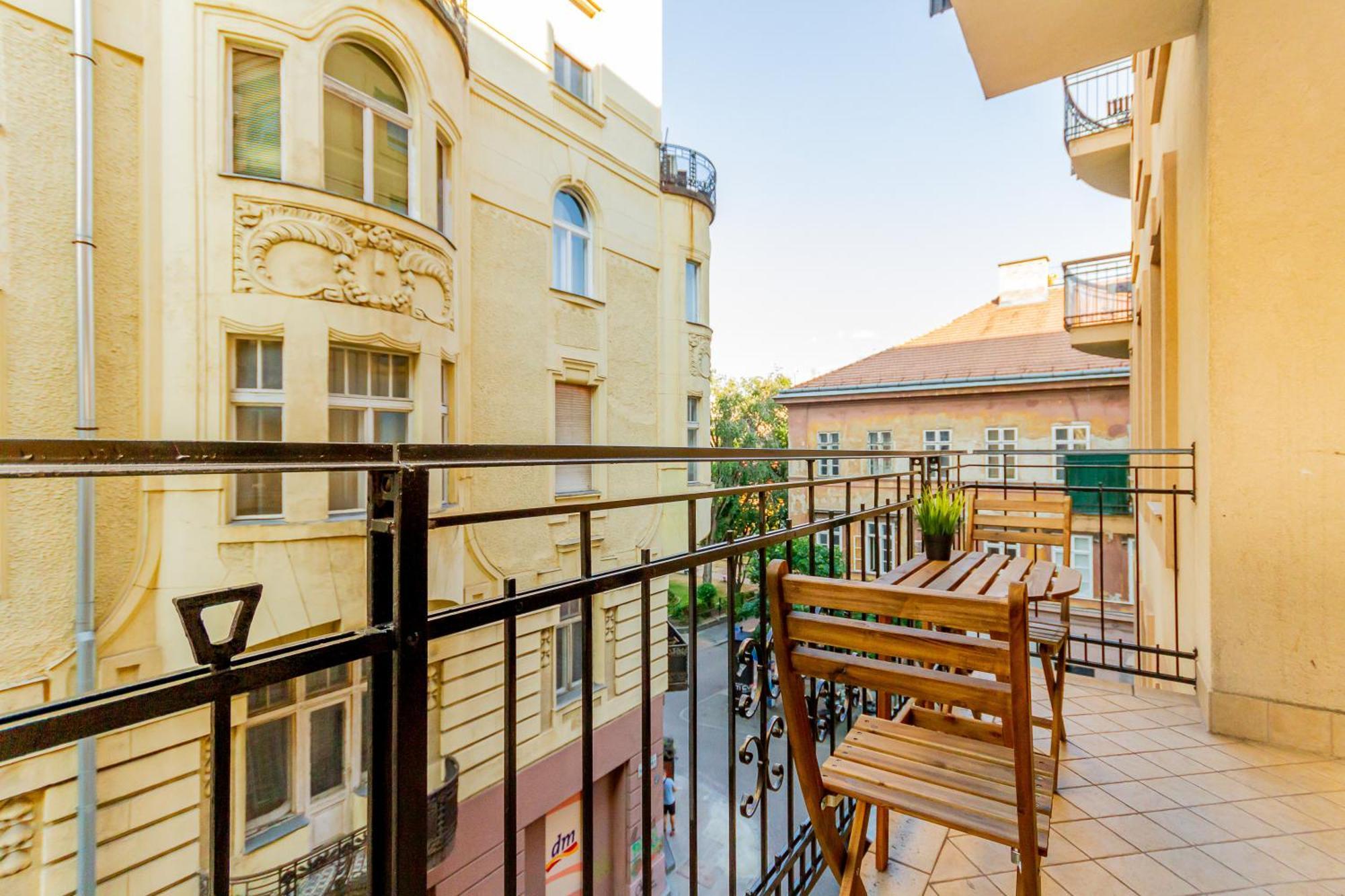 Kiraly Str. Corner Downtown Apartamento Budapest